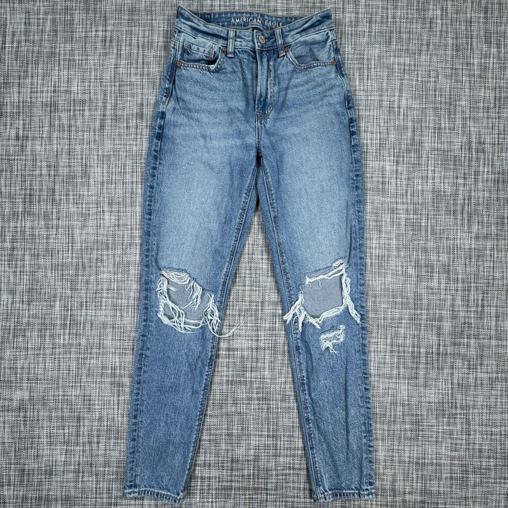 American Eagle Womens High Rise Mom Jeans Distressed Light Wash 00 Regular Denim